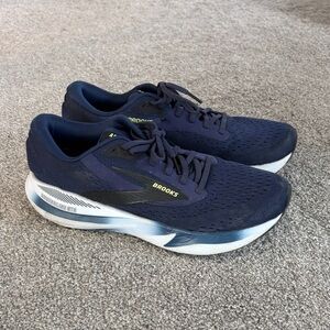Brooks Adrenaline GTS 24